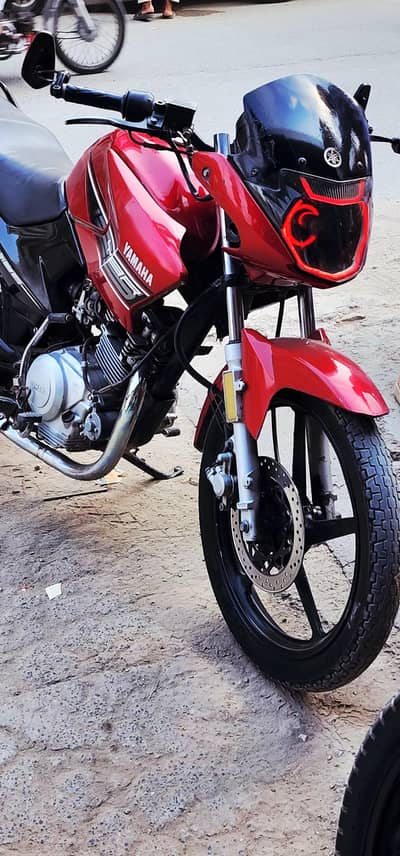 YAMAHA YBR 125 ESD MODIFIED