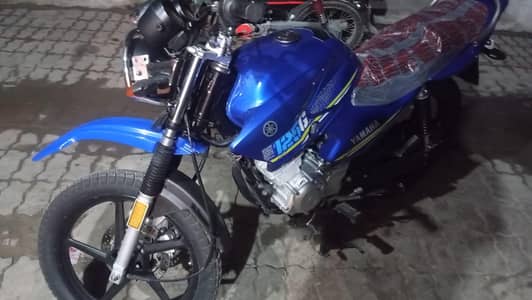 YBR G125