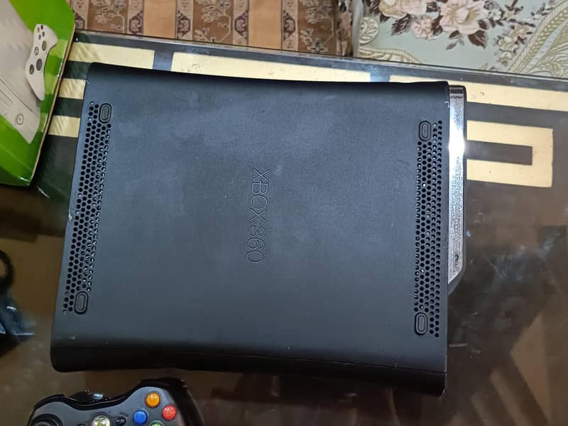 XBOX 360 MINT Condition 6