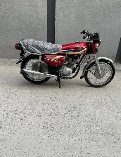 Honda 125 Karachi number _ 03259597057