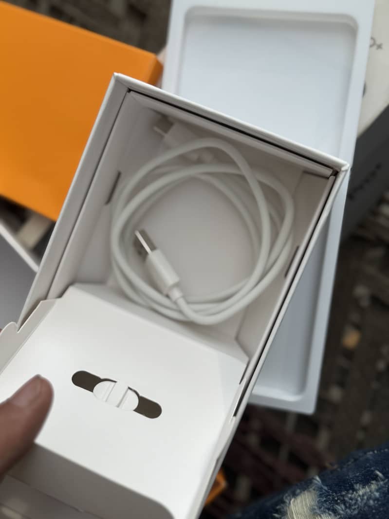 Tecno Spark 20 Pro Plus 3