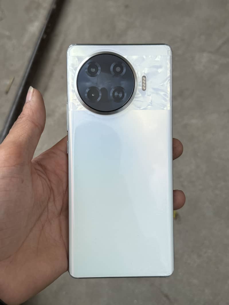 Tecno Spark 20 Pro Plus 10