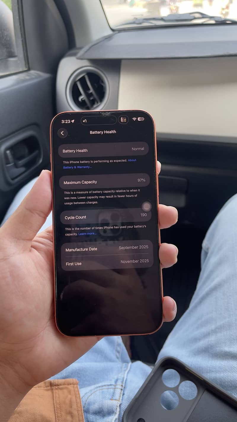 Apple iPhone 17 Pro Max 2