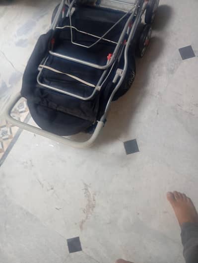 Param, Baby sitter, Baby Param