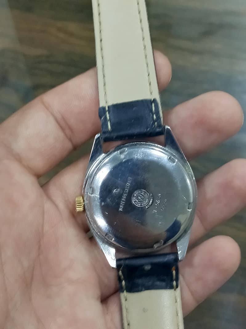 ORlENT watch 1