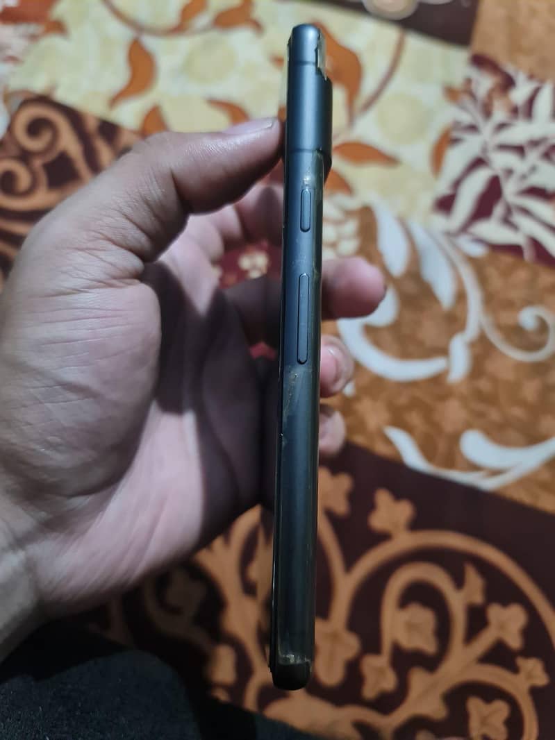 Google Pixel 7 4
