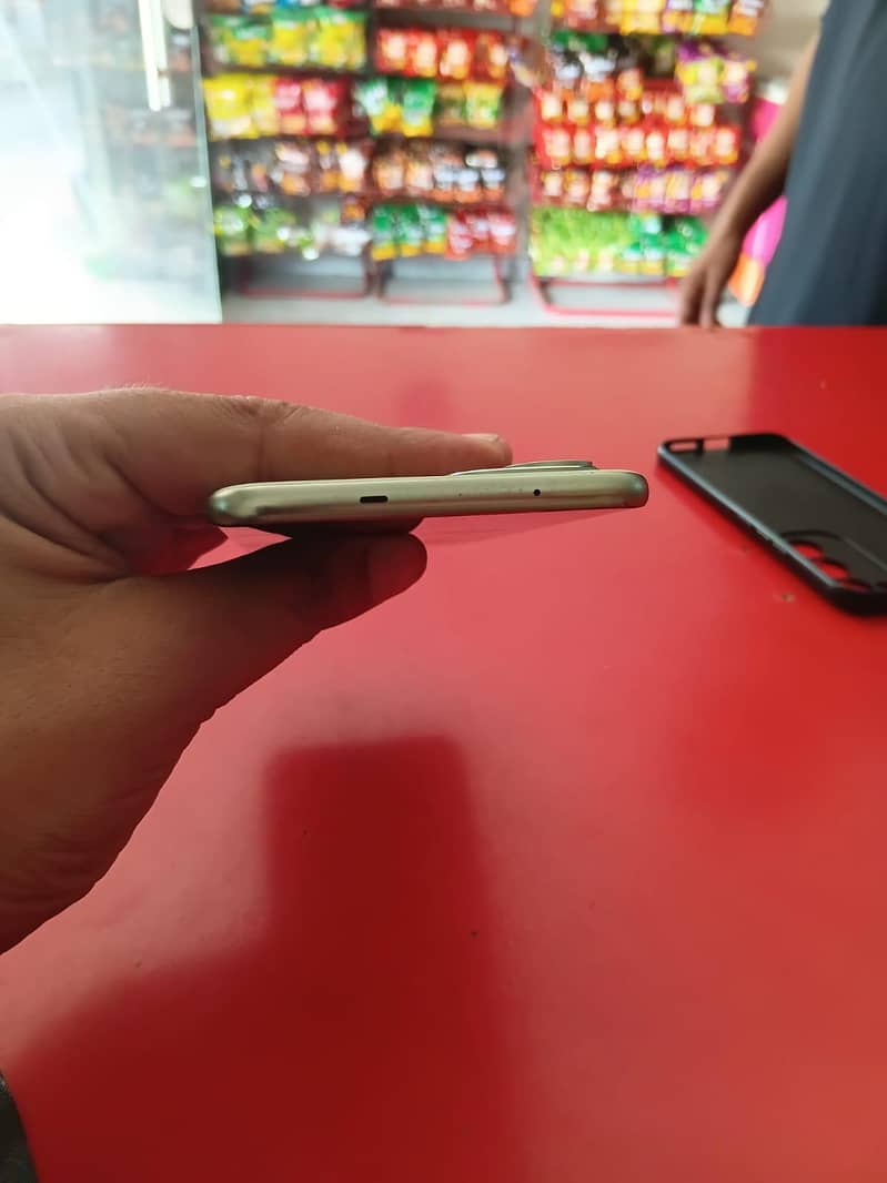 Tecno Spark 40 pro plus 3