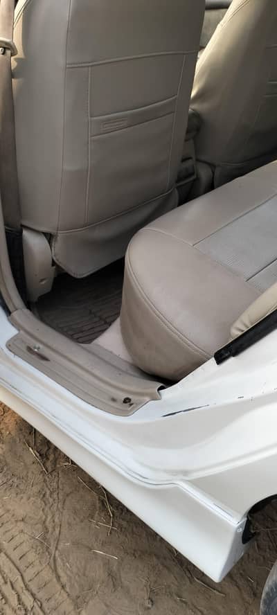 Toyota Corolla 2d salon 0-3-4-0-2-2-1-7-1-8-6