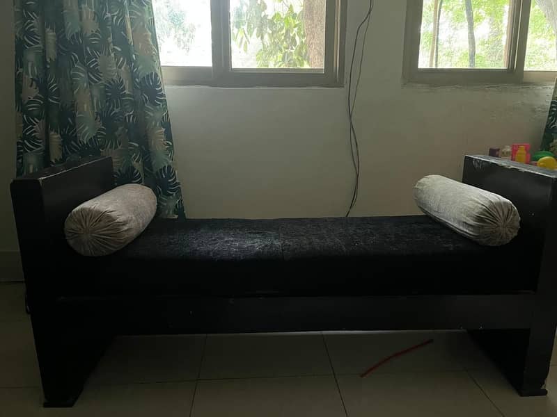 2 seater sette condition 9/10 3
