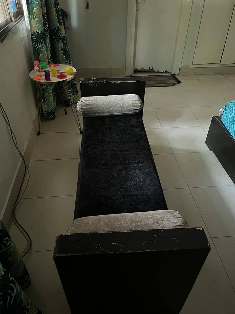 2 seater sette condition 9/10 4