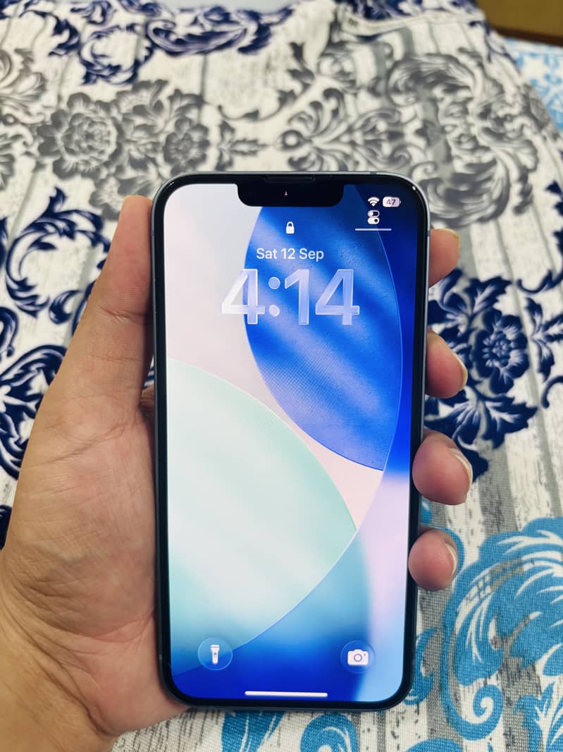 Apple iPhone 14 7