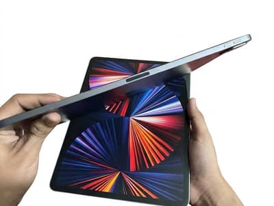Ipad Pro 12.9 M1 256 gb ( Icloud Locked )