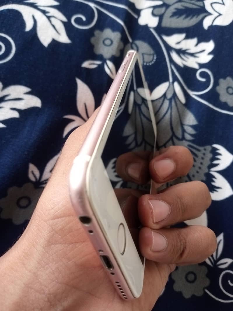 Apple iPhone 6S 2
