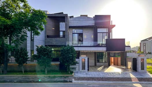26 Marla Luxury House with Concert Hall & Home Theatre Bahria Town Phase 7 Islamabad