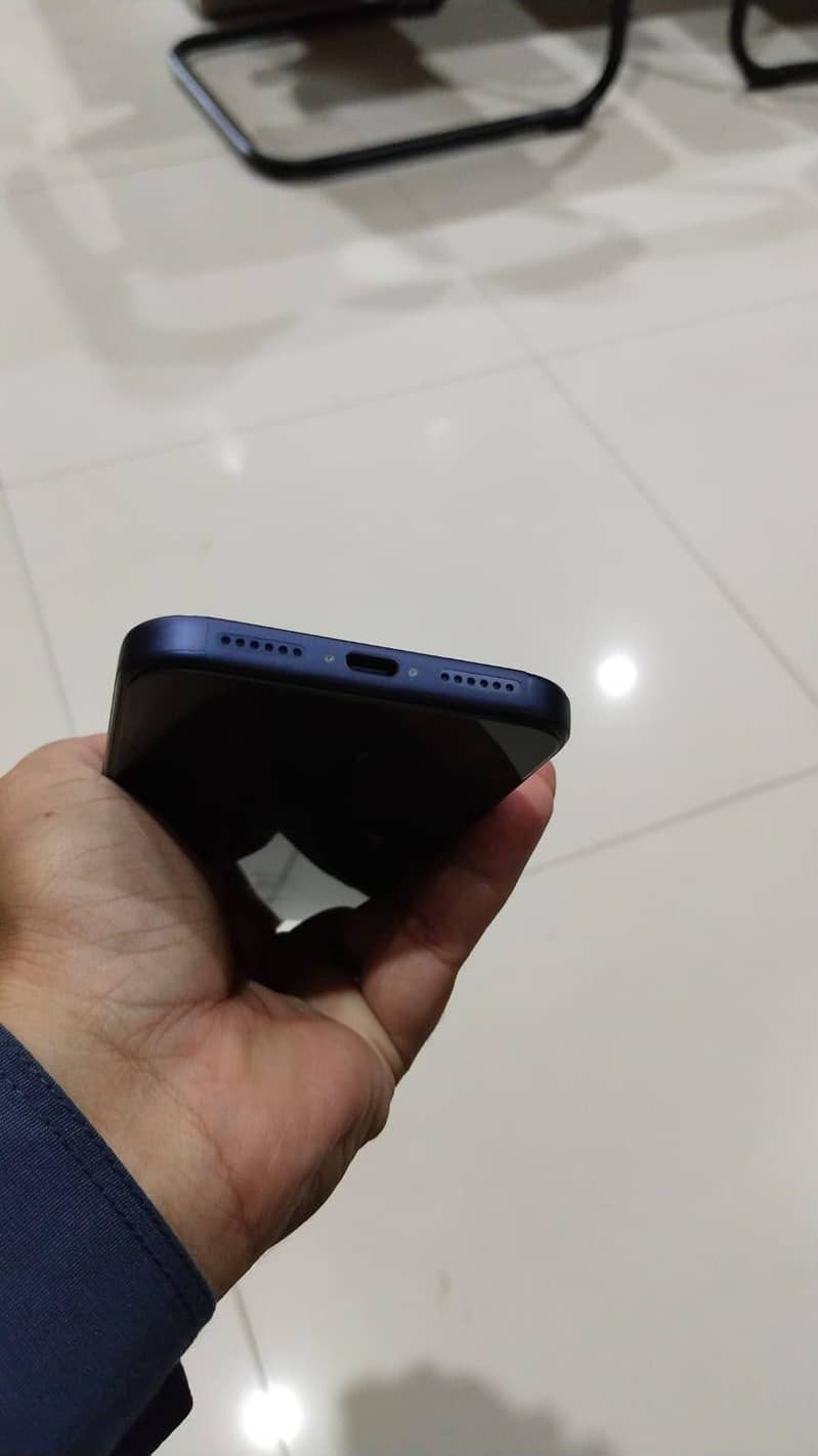Apple iPhone 17 Pro Max 3