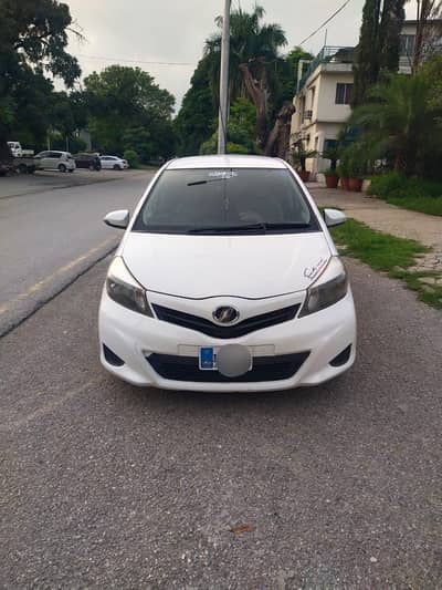 Toyota Vitz 2011