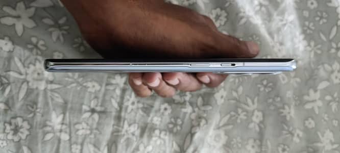 One Plus 9 Pro 5g