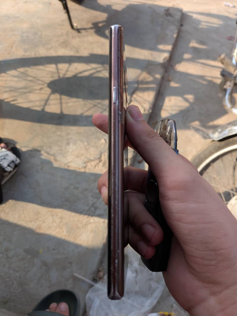 Samsung Mobile Note 9 5