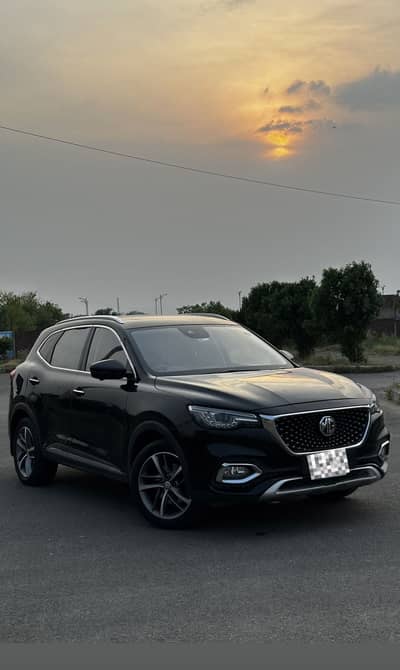 MG HS 2021
