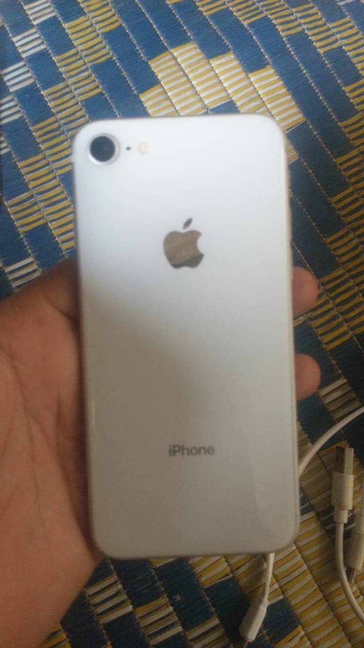 Apple iPhone 8 2