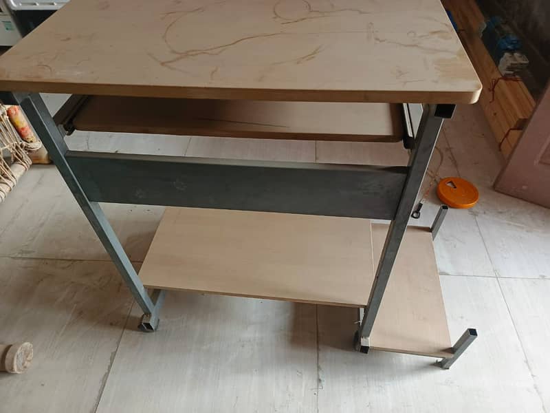 Computer Trolley 1