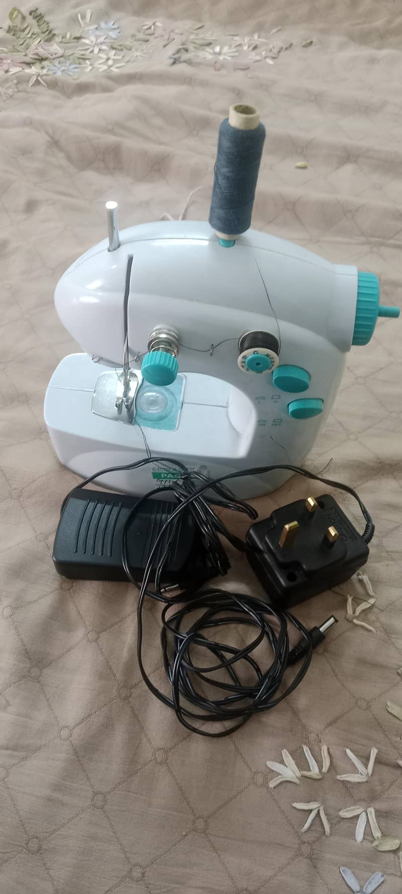 Mini silai machine 2