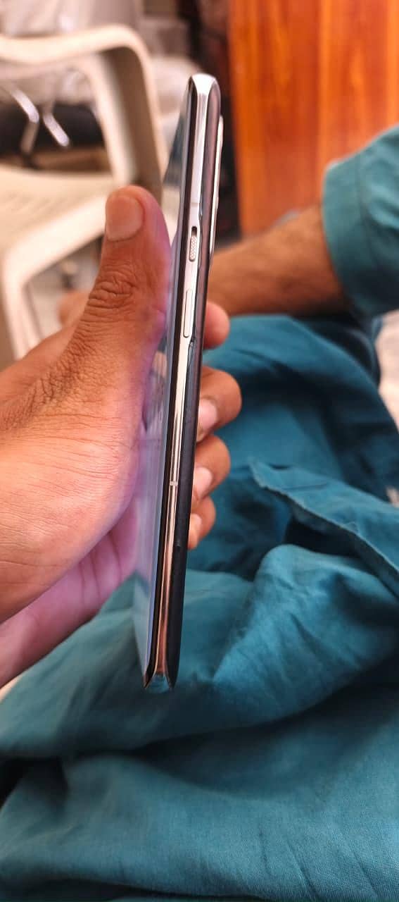 One Plus 9 Pro offical pta approved 5