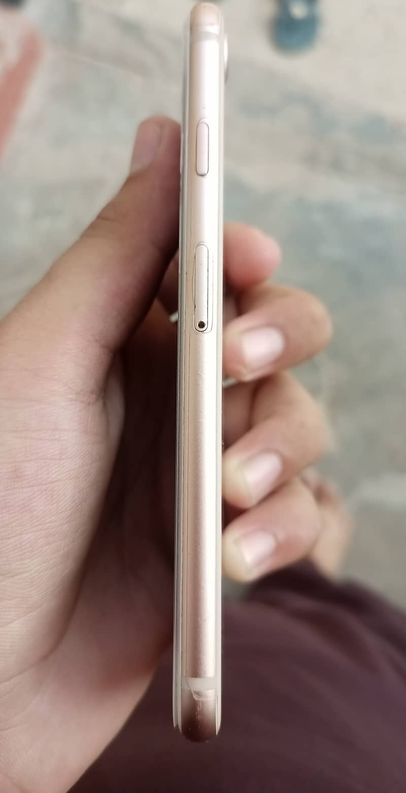 Apple iPhone 8 2