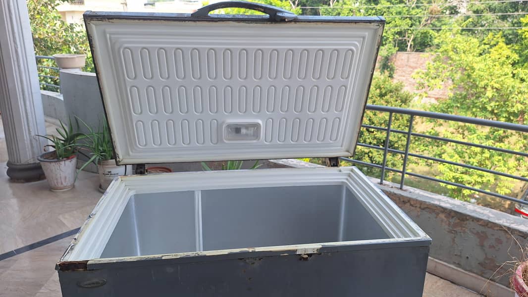 Deep freezer 0