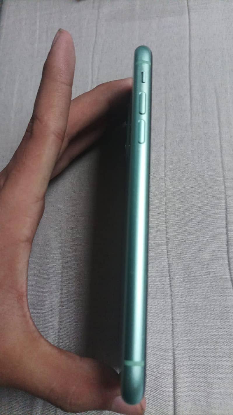 Apple iPhone 11 1