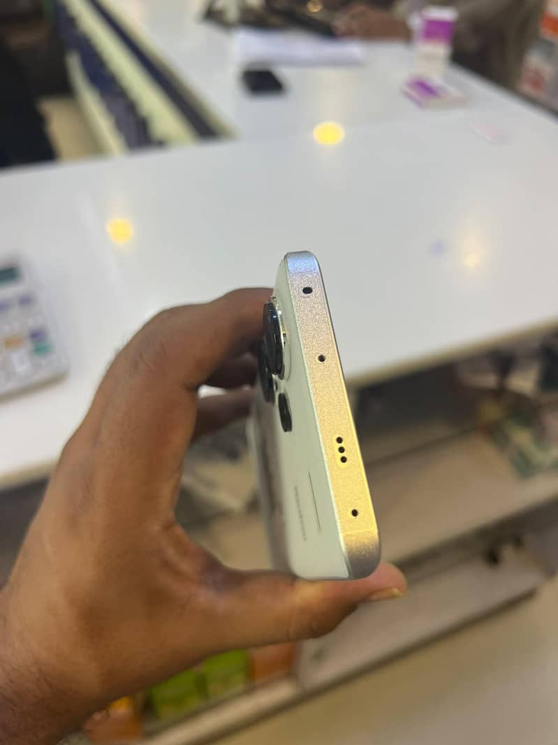 Xiaomi Redmi Note 13 Pro Plus 5