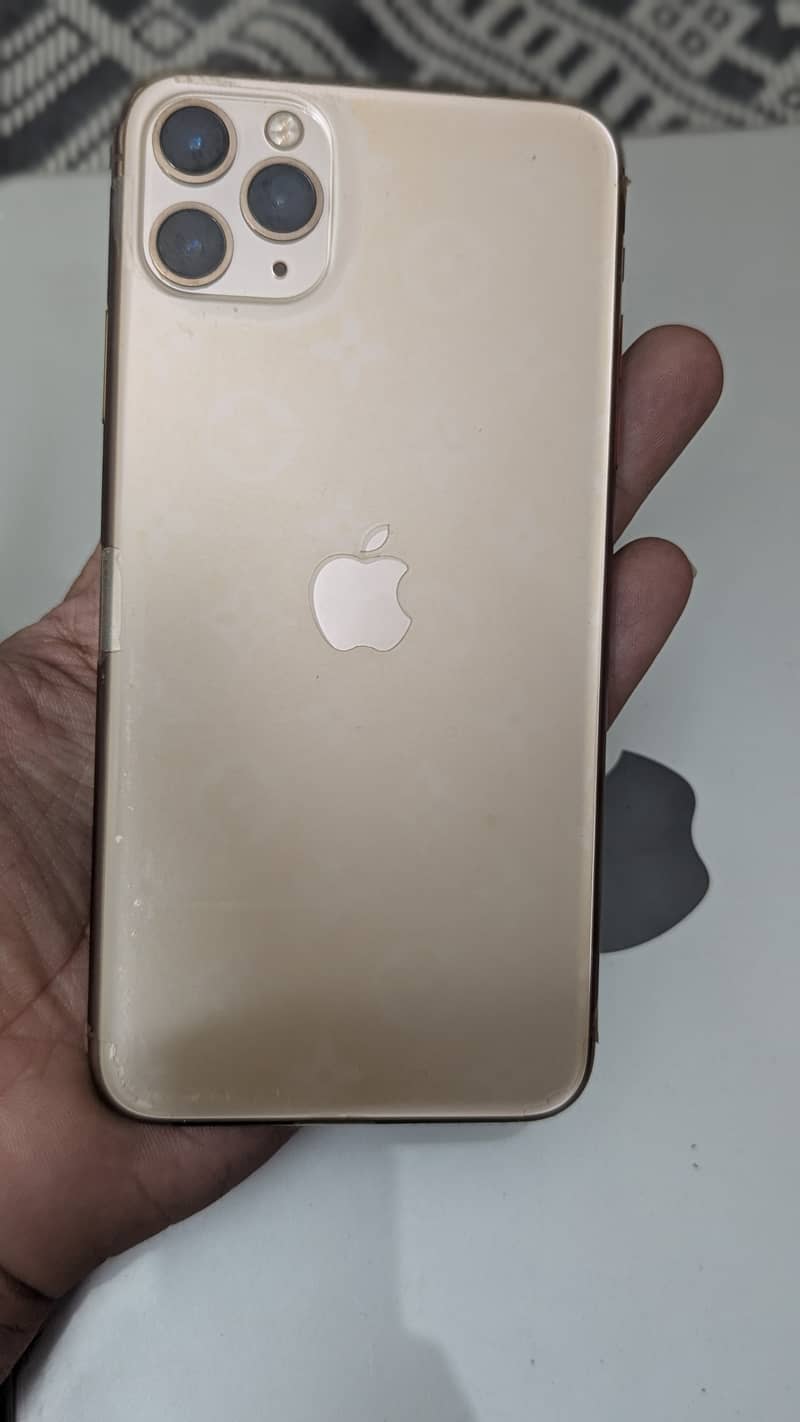 Apple iPhone 11 Pro Max 2