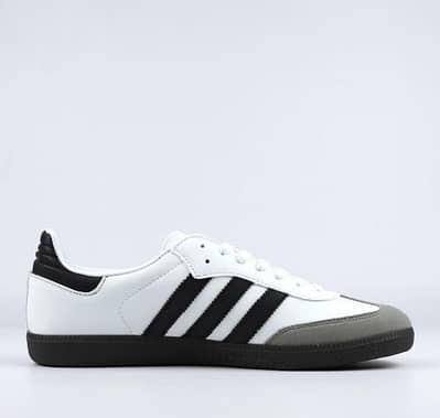 Samba Adidas Sneakers  ( Fresh Stock ]