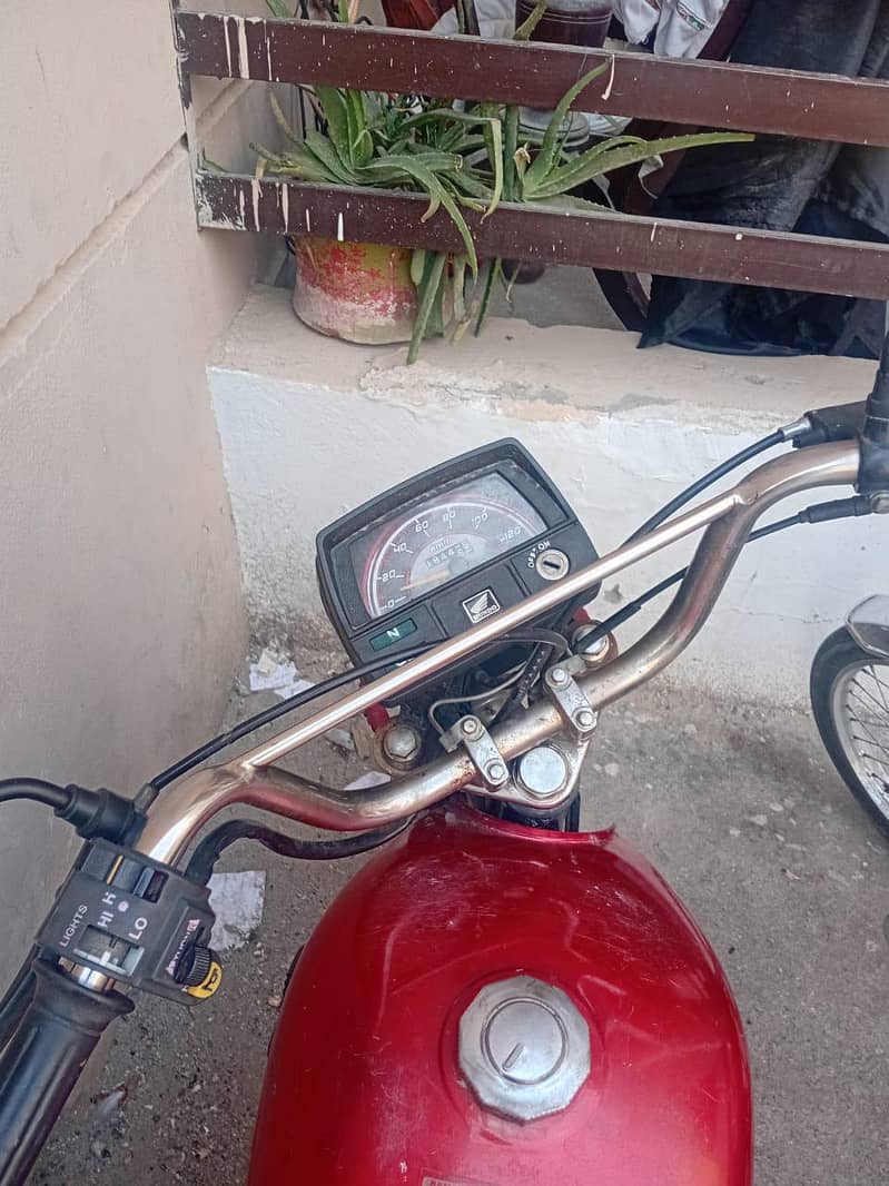 CD 70 hero 1