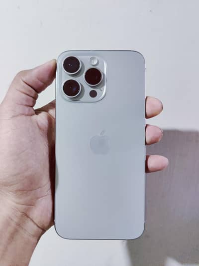Apple iPhone 15 Pro Max