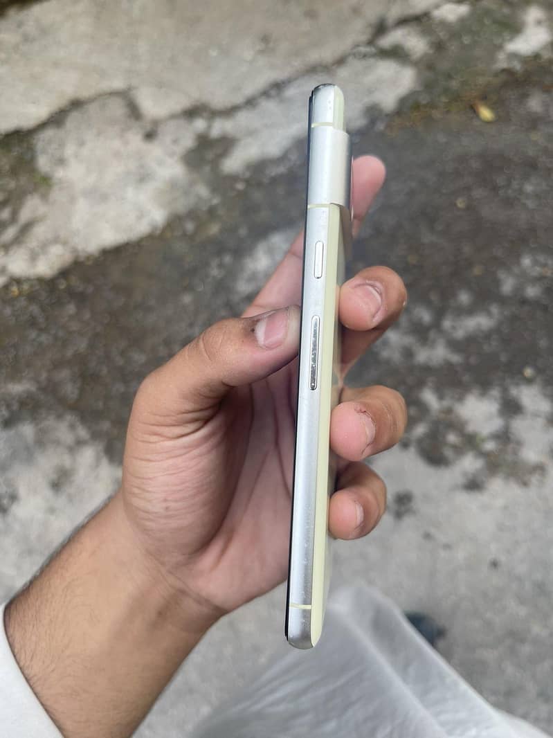 Google Pixel 7 8