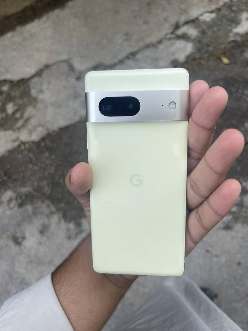 Google Pixel 7 11