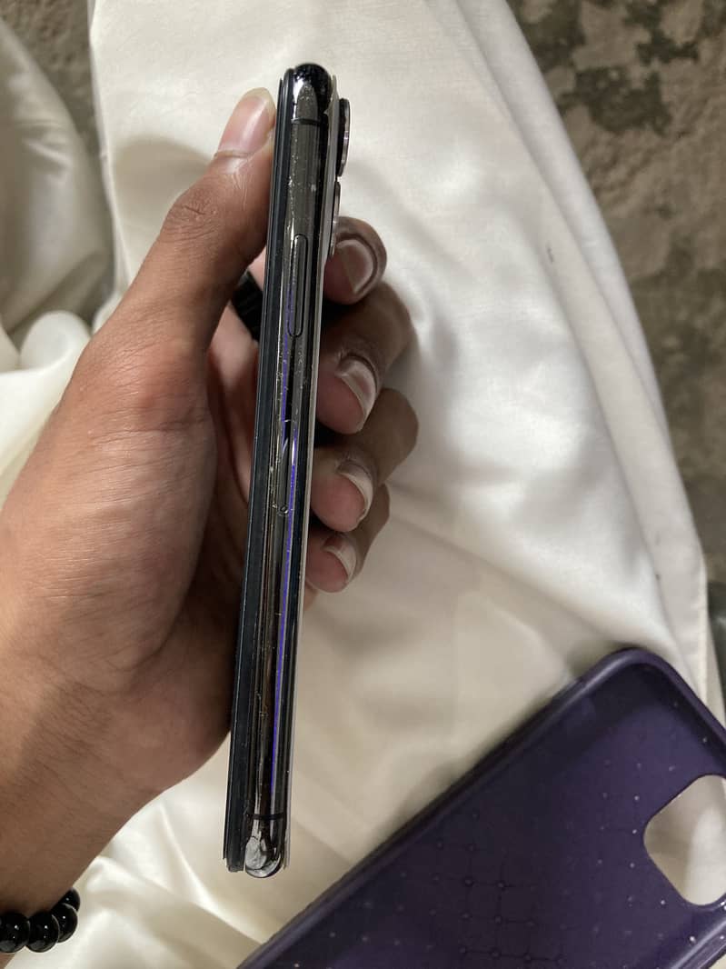 Apple iPhone X 1