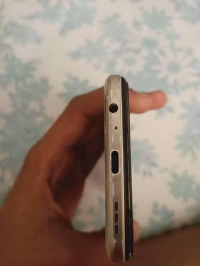 Tecno CAMON 18T sale ke lea available hai