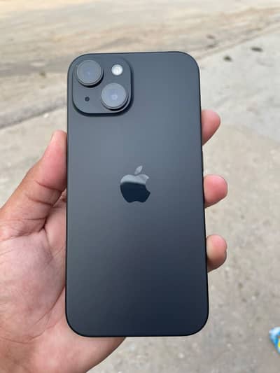 Apple iPhone 15
