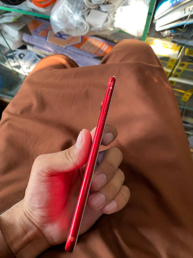 Apple iPhone 7 Plus 3
