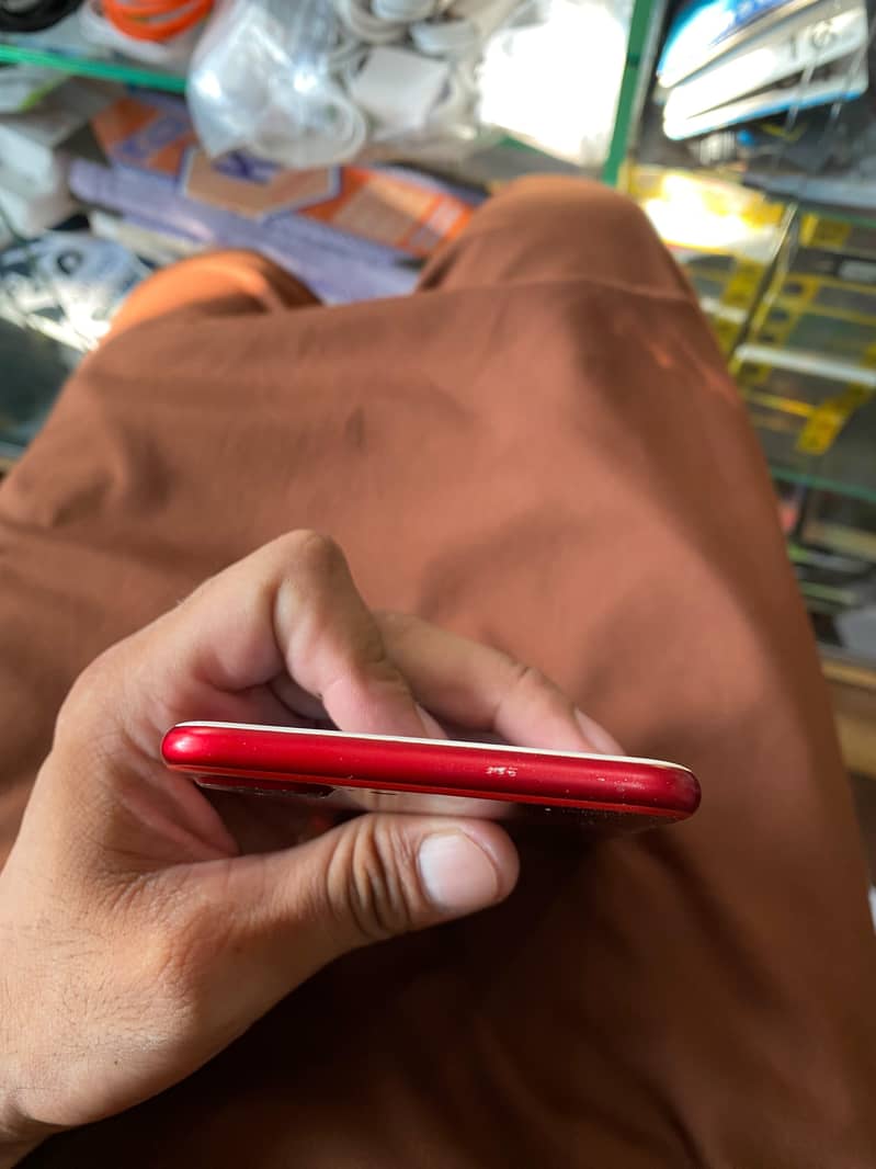 Apple iPhone 7 Plus 4