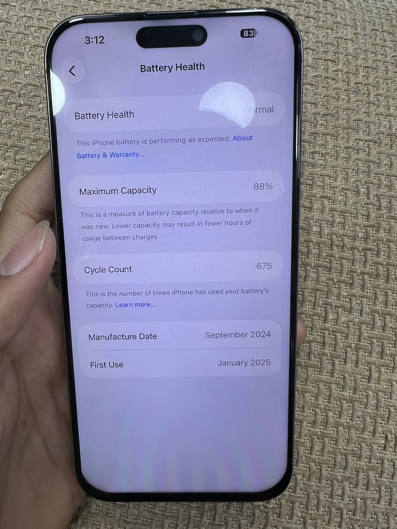 Apple iPhone 16 Pro Max 1