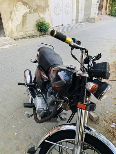 CG 125