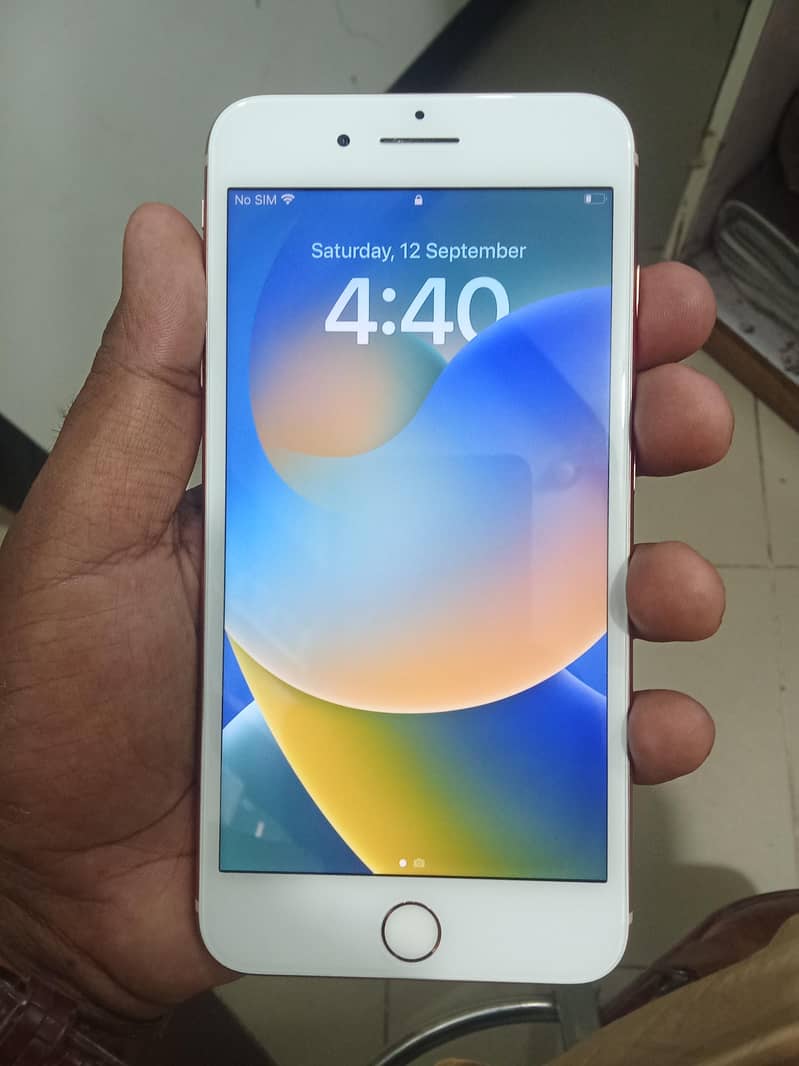 Apple iPhone 8 Plus 5