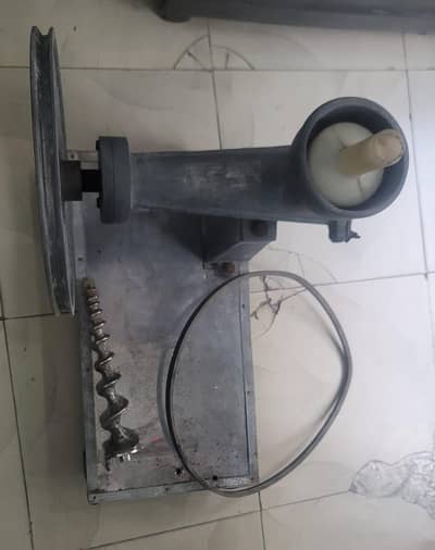 Citrus juice machine