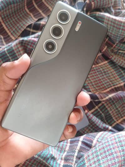 Tecno CAMON 40 Pro