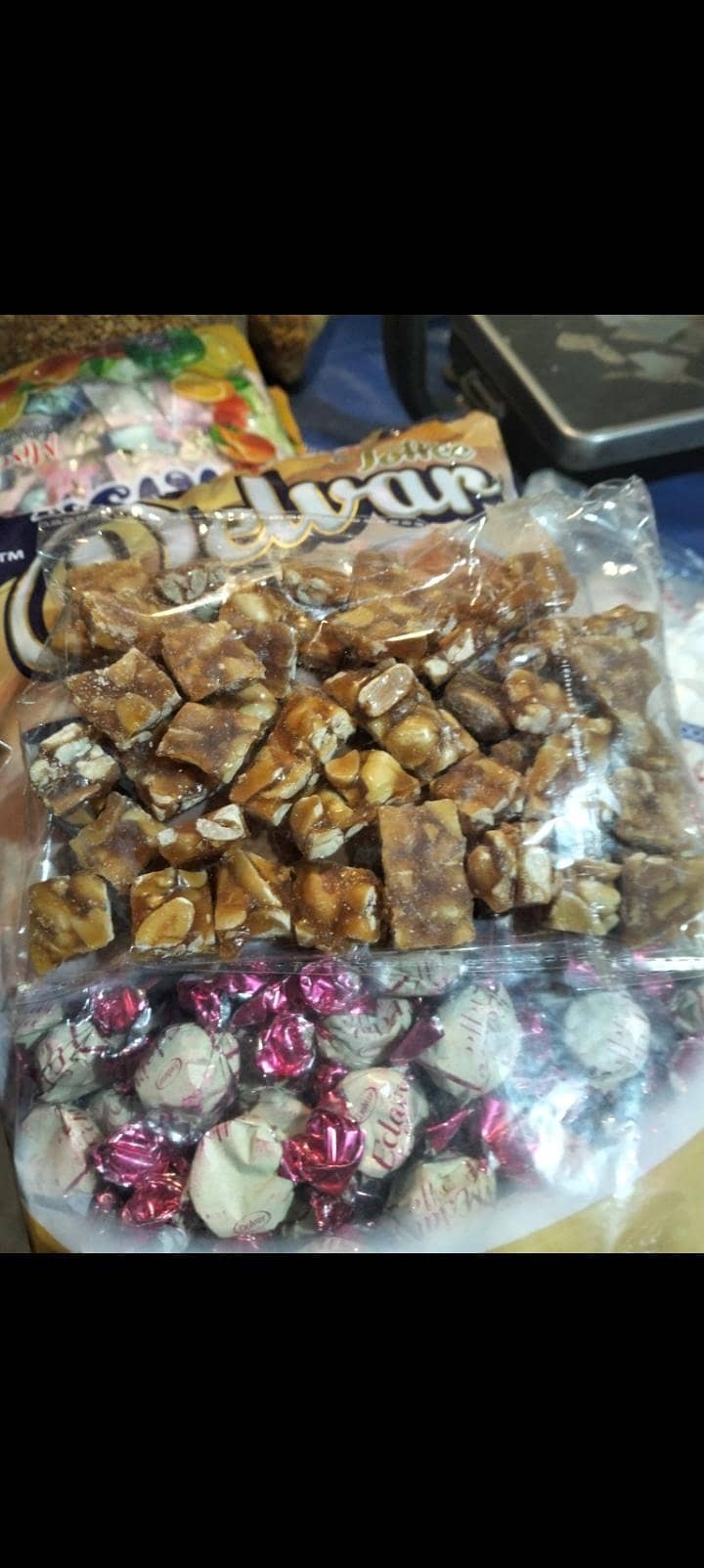 ہول سیل تل کے لڈو 5KG ڈبہ - دکانداروں کے لیے - لذت فوڈز 3