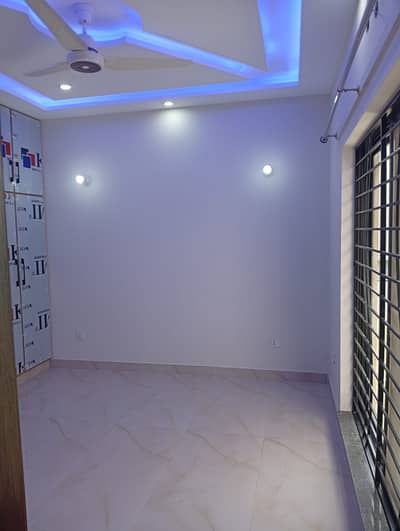 5 Marla Solar House for Rent Spacious 3-Bedroom Home with 11 KW Solar System