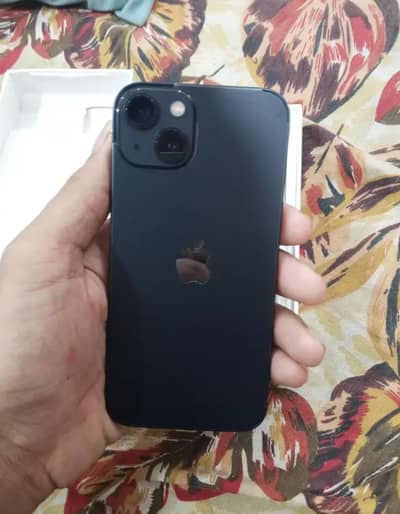 Iphone 13 | 10/10 with box | 45000